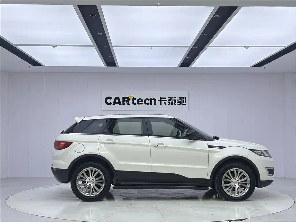 Landwind Lifan X7 2015 2.0T Panoramic Luxury Edition 2017 - thumbnail 4
