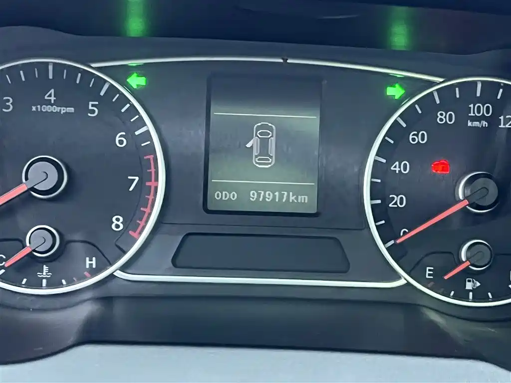 Landwind Lifan X7 2015 2.0T Panoramic Luxury Edition 2017 - thumbnail 16