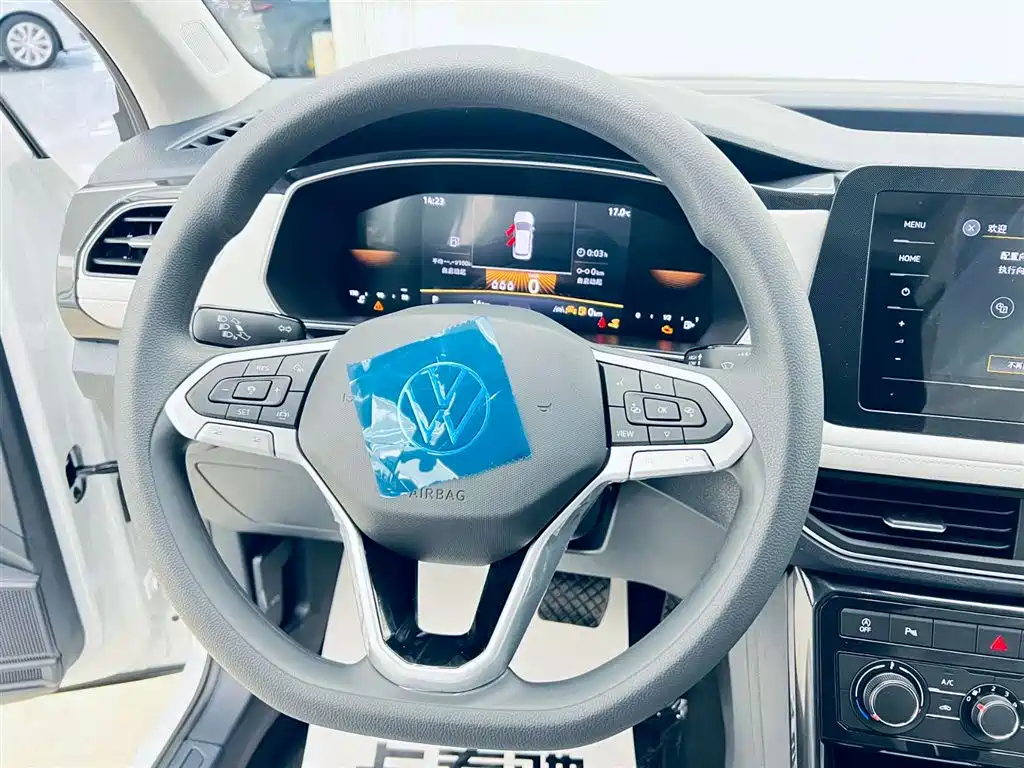 Volkswagen Tharu 2026 New Sharp 1.5L Enthusiast Edition 2026 - thumbnail 9