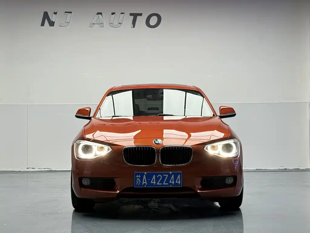 BMW BMW 1 Series Import 2013 Model Facelift 118i Leading Edition 2013 - thumbnail 3