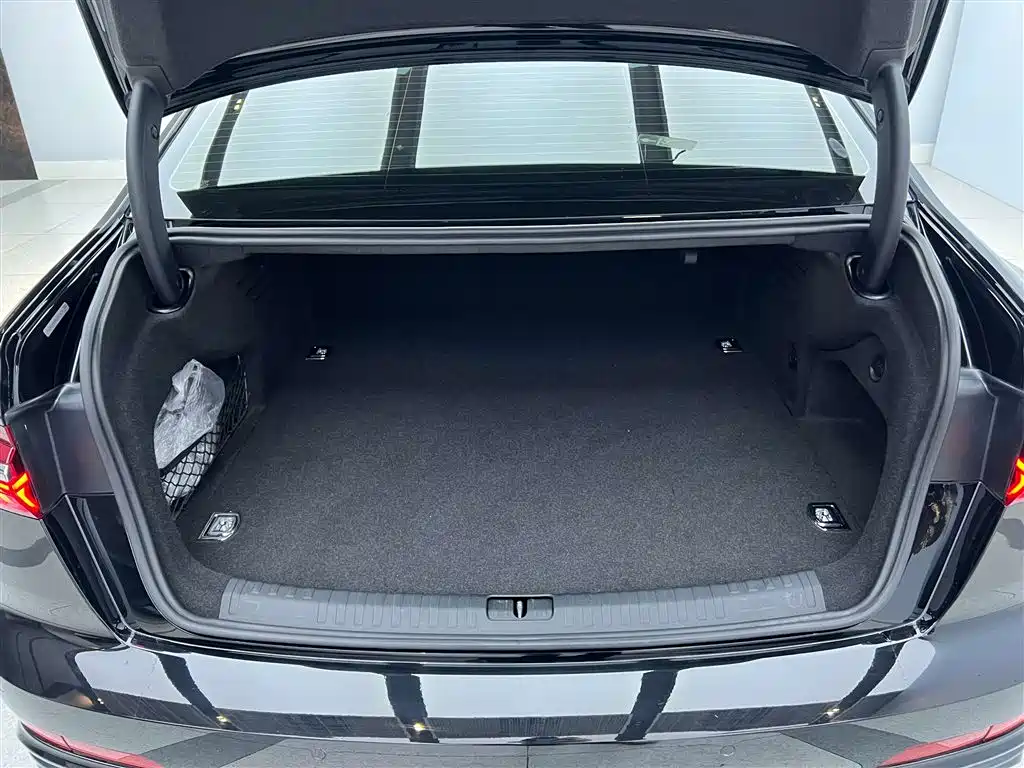 Audi Audi A6L 2022 55 TFSI e quattro 2022 - thumbnail 3
