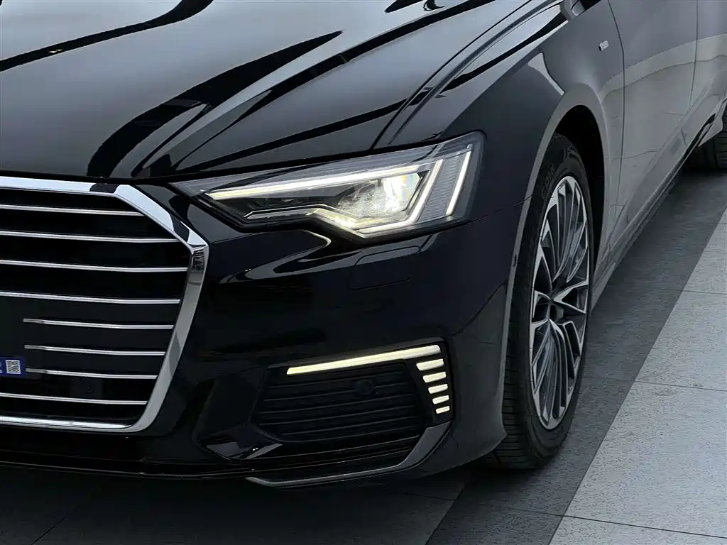 Audi Audi A6L 2022 55 TFSI e quattro 2022 - thumbnail 10