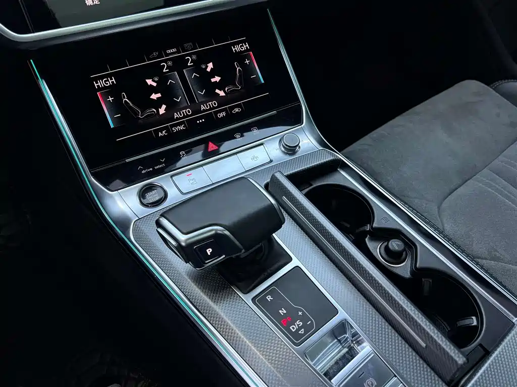 Audi Audi A6L 2022 55 TFSI e quattro 2022 - thumbnail 19