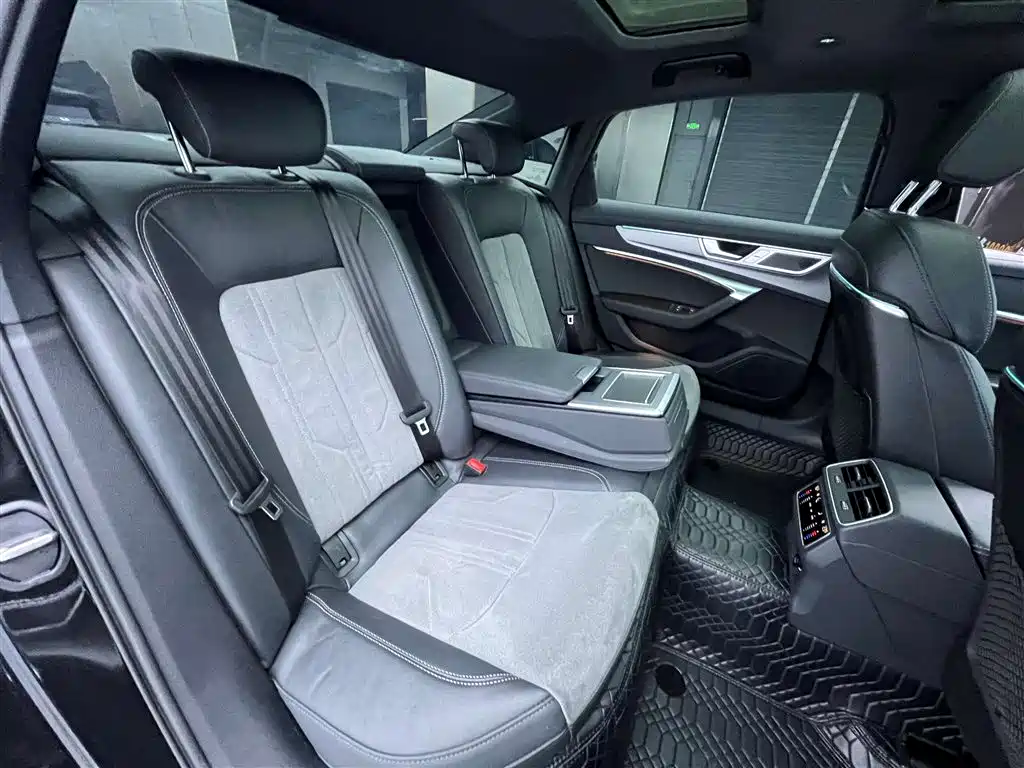 Audi Audi A6L 2022 55 TFSI e quattro 2022 - thumbnail 25