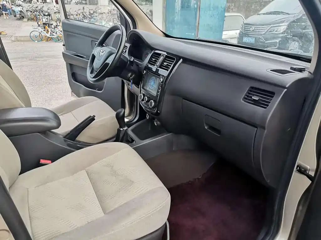 Wuling Motors Wuling Rongguang V 2016 1.5L Standard Model 2016 - thumbnail 9