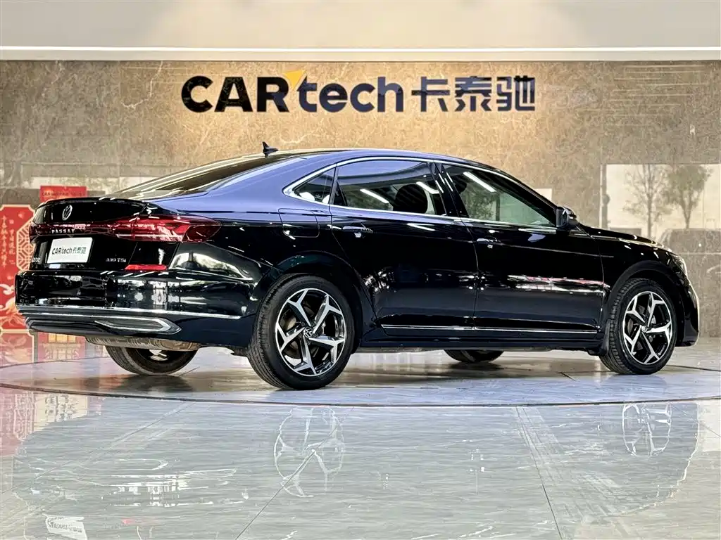 Volkswagen Volkswagen Passat 2023 Model Year Facelift 330TSI Elite Starry Sky Edition 2023 - thumbnail 5