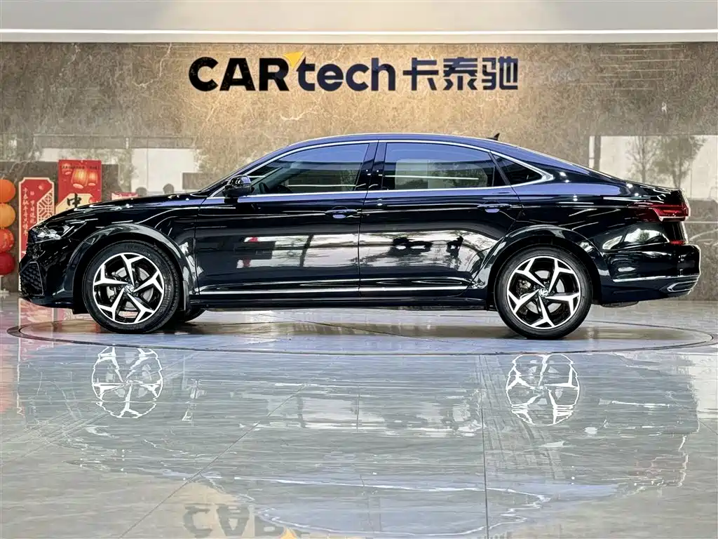 Volkswagen Volkswagen Passat 2023 Model Year Facelift 330TSI Elite Starry Sky Edition 2023 - thumbnail 8