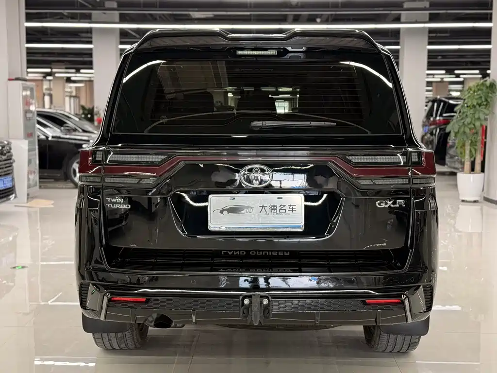Toyota Land Cruiser (Imported) 2025 Model 3.5T Automatic 2025 - thumbnail 4