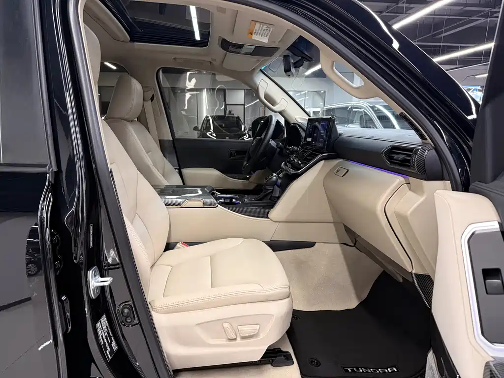 Toyota Land Cruiser (Imported) 2025 Model 3.5T Automatic 2025 - thumbnail 9