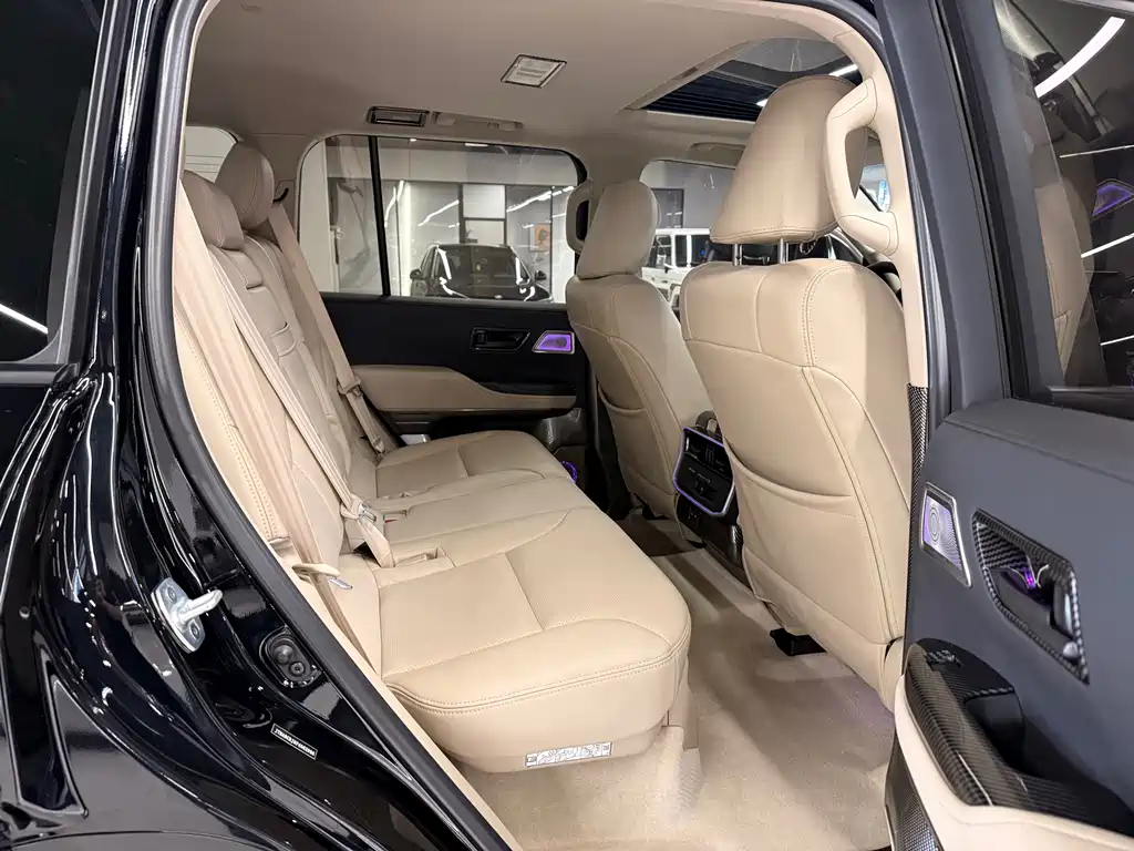 Toyota Land Cruiser (Imported) 2025 Model 3.5T Automatic 2025 - thumbnail 10