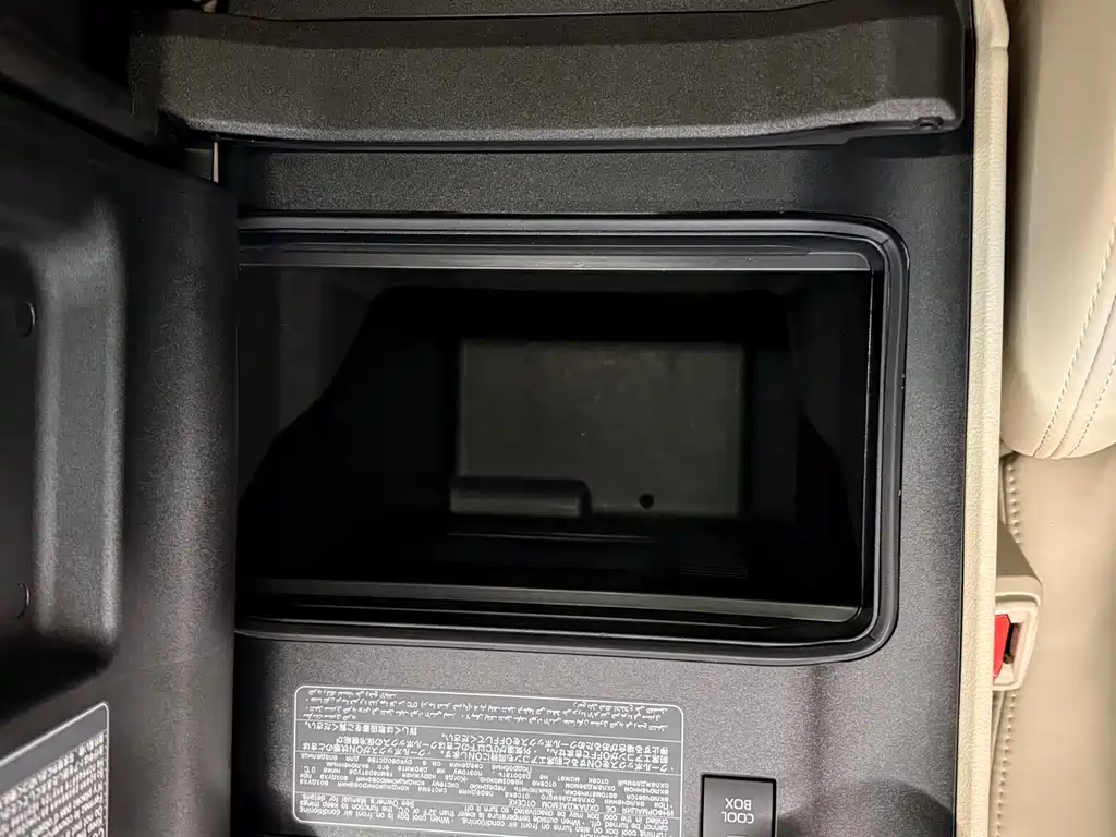 Toyota Land Cruiser (Imported) 2025 Model 3.5T Automatic 2025 - thumbnail 18