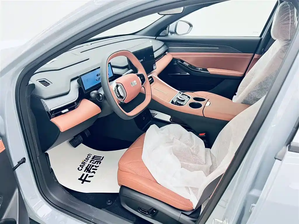Geely Galaxy Geely Galaxy L6 2025 EM-i 140km Explorer+ Edition 2026 - thumbnail 13