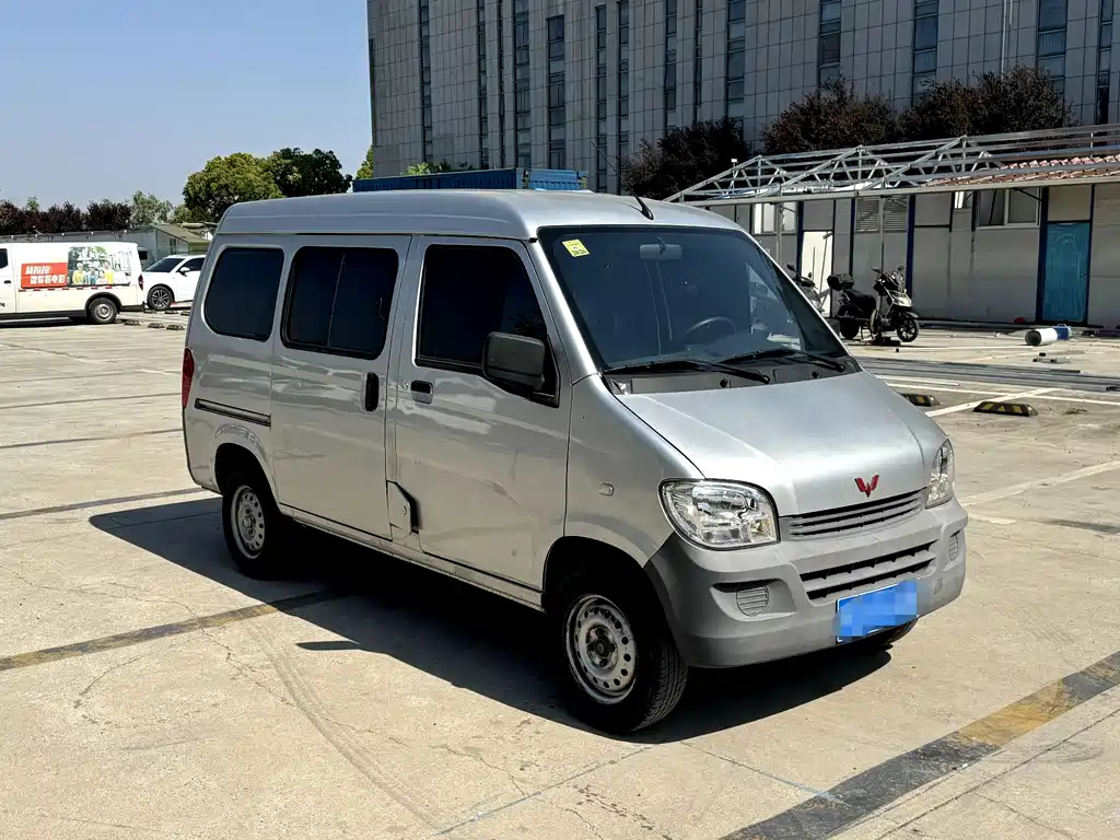 Wuling Motors Wuling Zhiguang 2015 1.2L Practical Type LSI 2017 - thumbnail 3