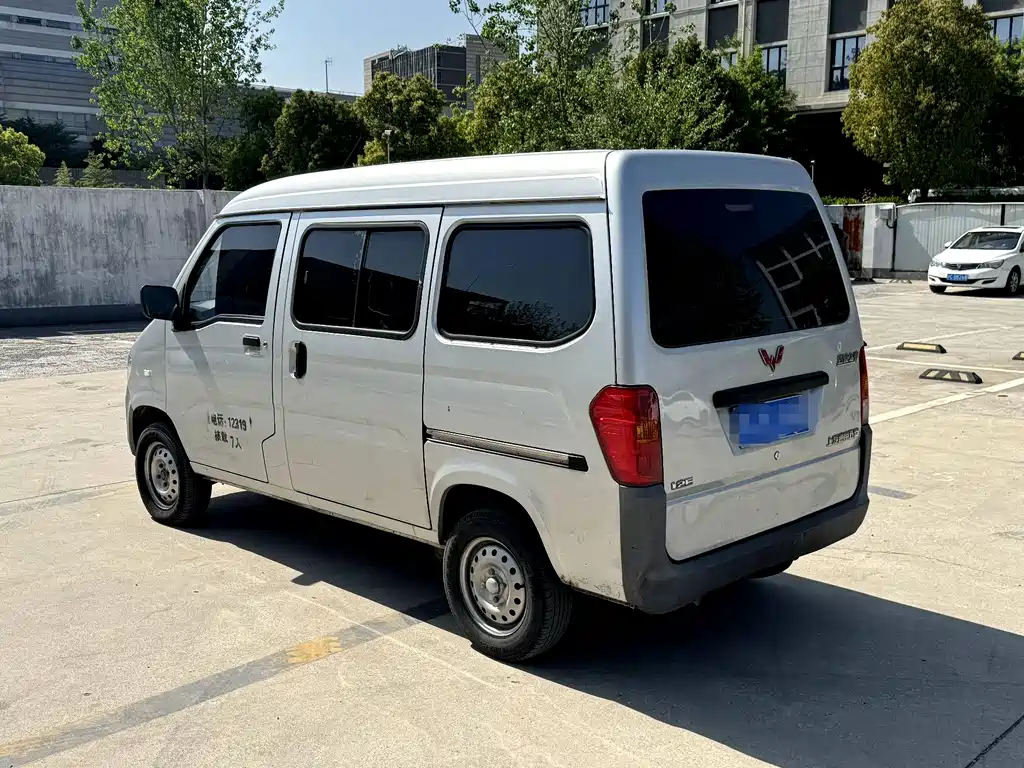 Wuling Motors Wuling Zhiguang 2015 1.2L Practical Type LSI 2017 - thumbnail 5