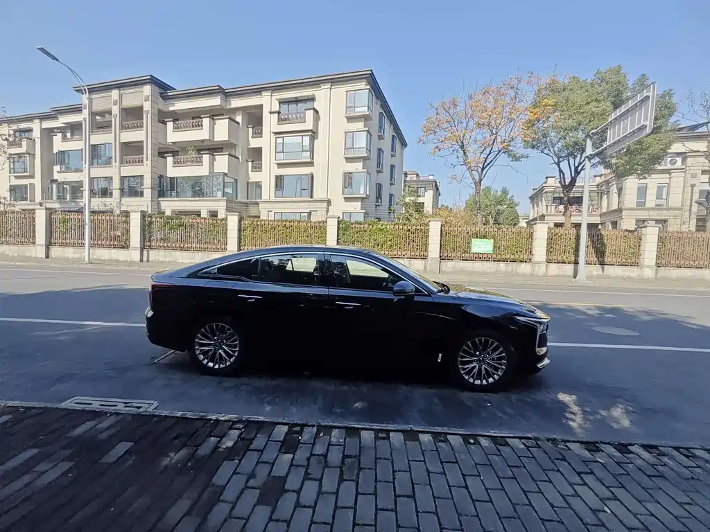 Bestune Bestune B70 2021 1.5T Automatic Enjoy Edition 2021 - thumbnail 4