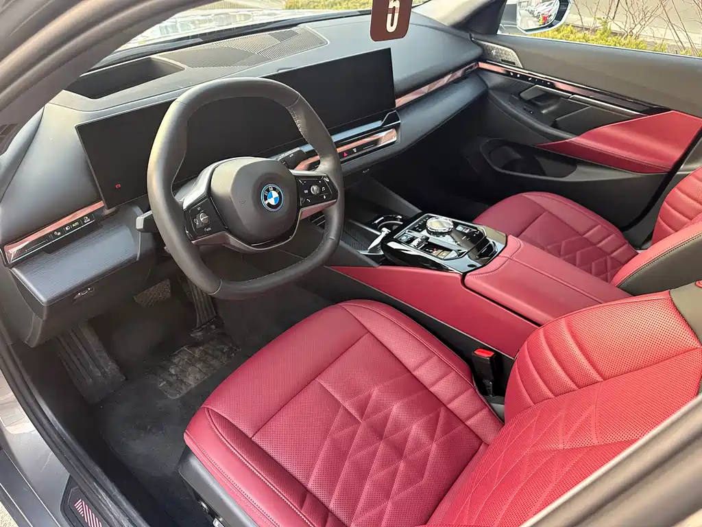 BMW BMW i5 2024 eDrive 35L Premium Luxury Package 2025 - thumbnail 7