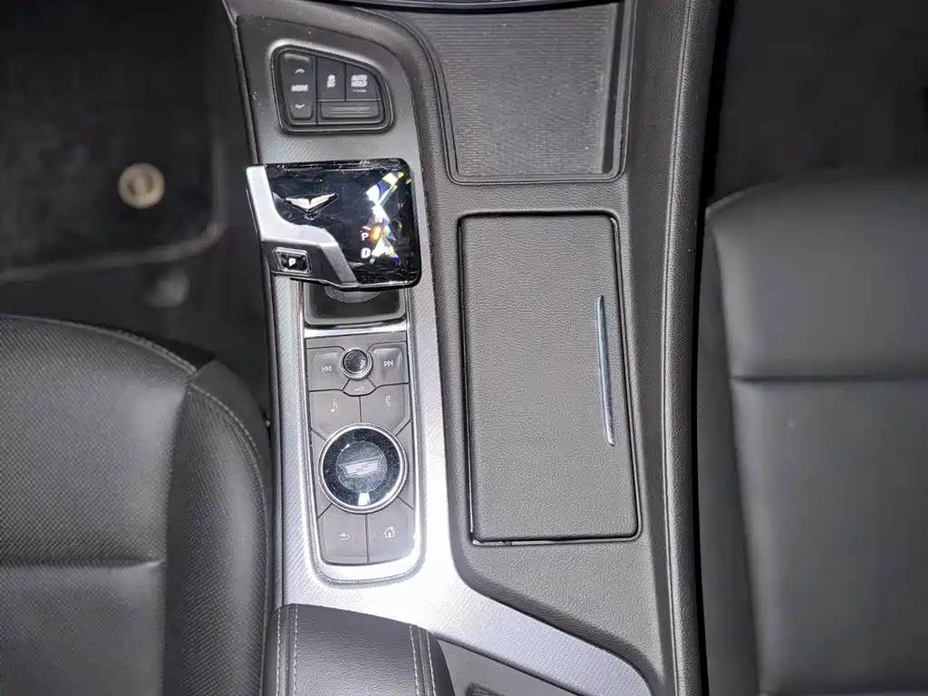Cadillac Cadillac CT5 2022 28T Luxury 2022 - thumbnail 15