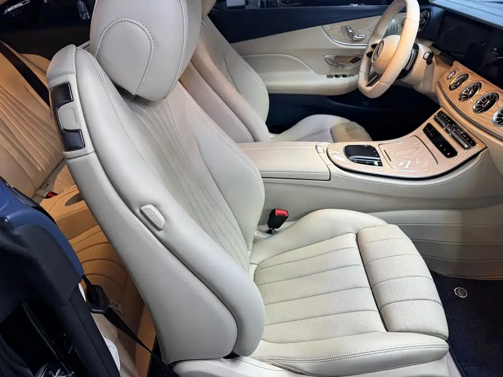 Mercedes-Benz Mercedes-Benz E-Class Coupe E 260 2021 Model 2020 - thumbnail 8