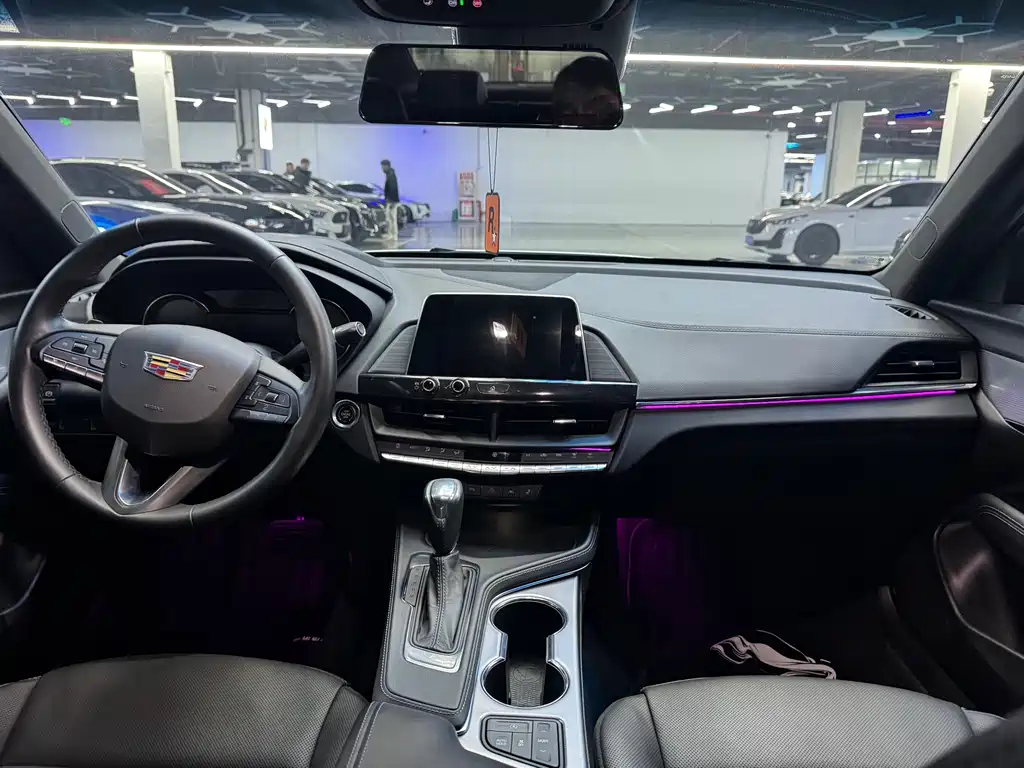 Cadillac Cadillac CT4 2023 28T Luxury 2023 - thumbnail 11