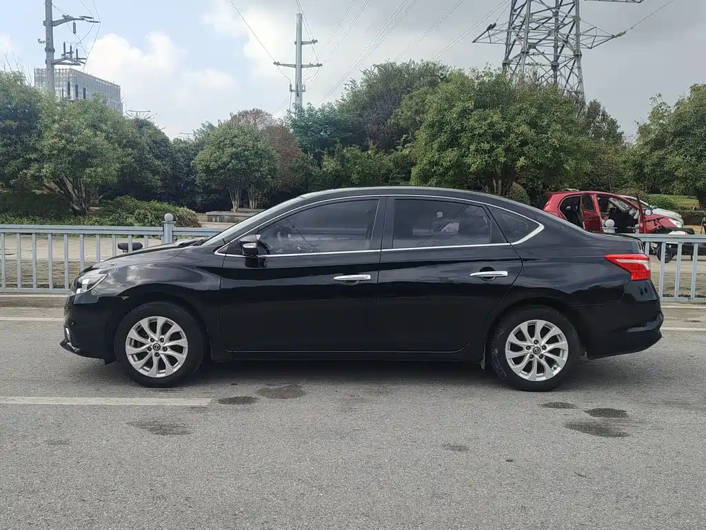 Nissan Nissan Sylphy 2019 Model 1.6L XV CVT SmartLink Premium Edition China VI 2019 - thumbnail 7
