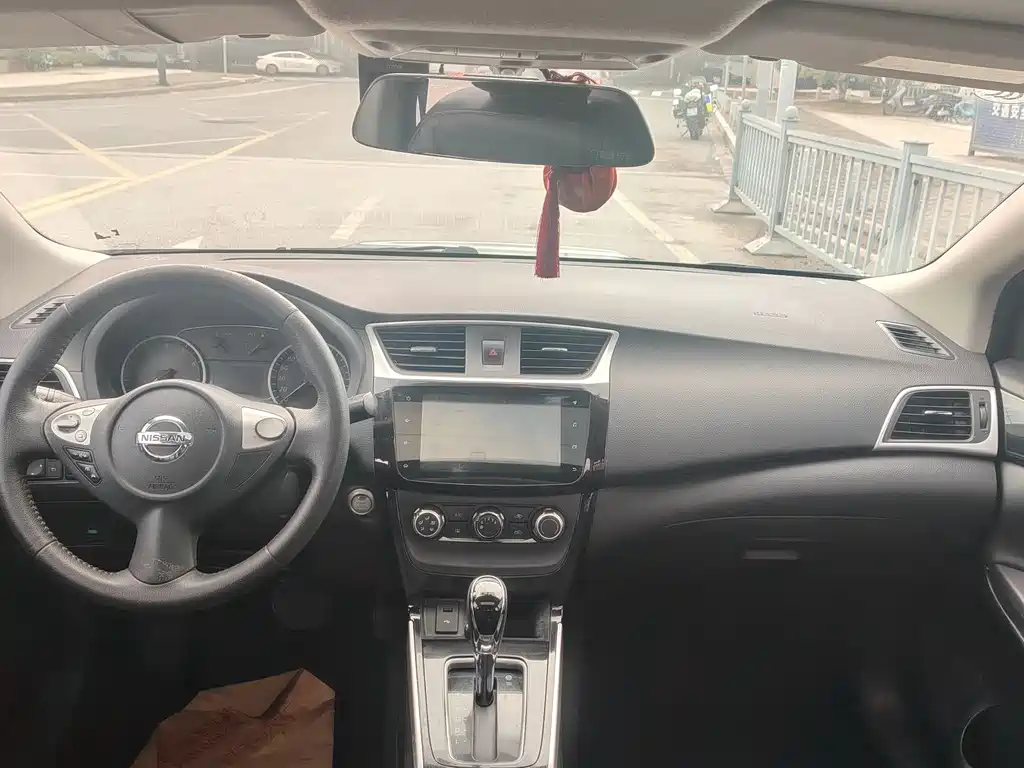 Nissan Nissan Sylphy 2019 Model 1.6L XV CVT SmartLink Premium Edition China VI 2019 - thumbnail 11