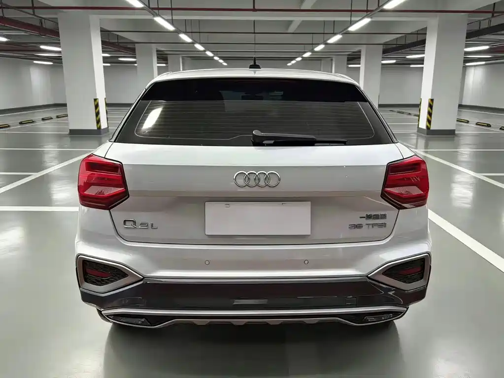 Audi Audi Q2L 2022 35 TFSI Progressive Elegant Edition 2023 - thumbnail 4