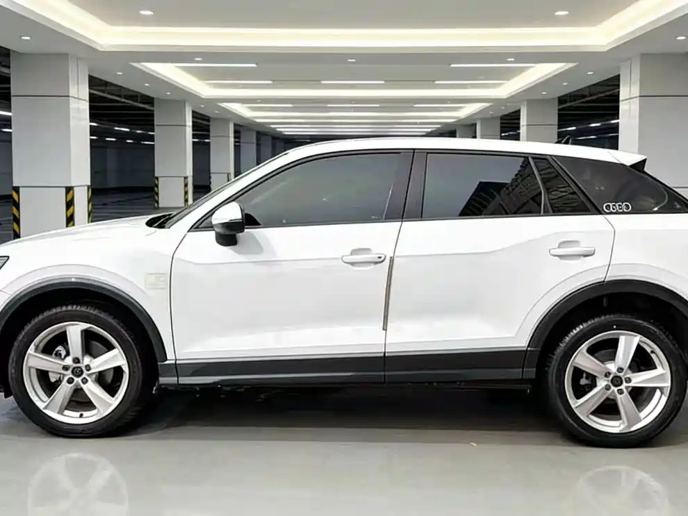 Audi Audi Q2L 2022 35 TFSI Progressive Elegant Edition 2023 - thumbnail 5