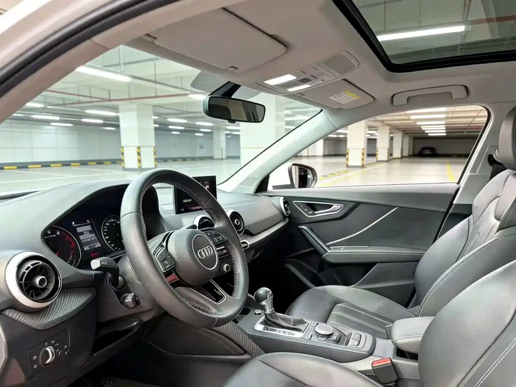 Audi Audi Q2L 2022 35 TFSI Progressive Elegant Edition 2023 - thumbnail 8