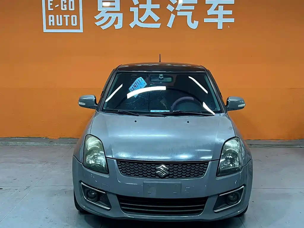 Suzuki Swift 2013 1.5L Automatic Standard Edition 2014 - thumbnail 2