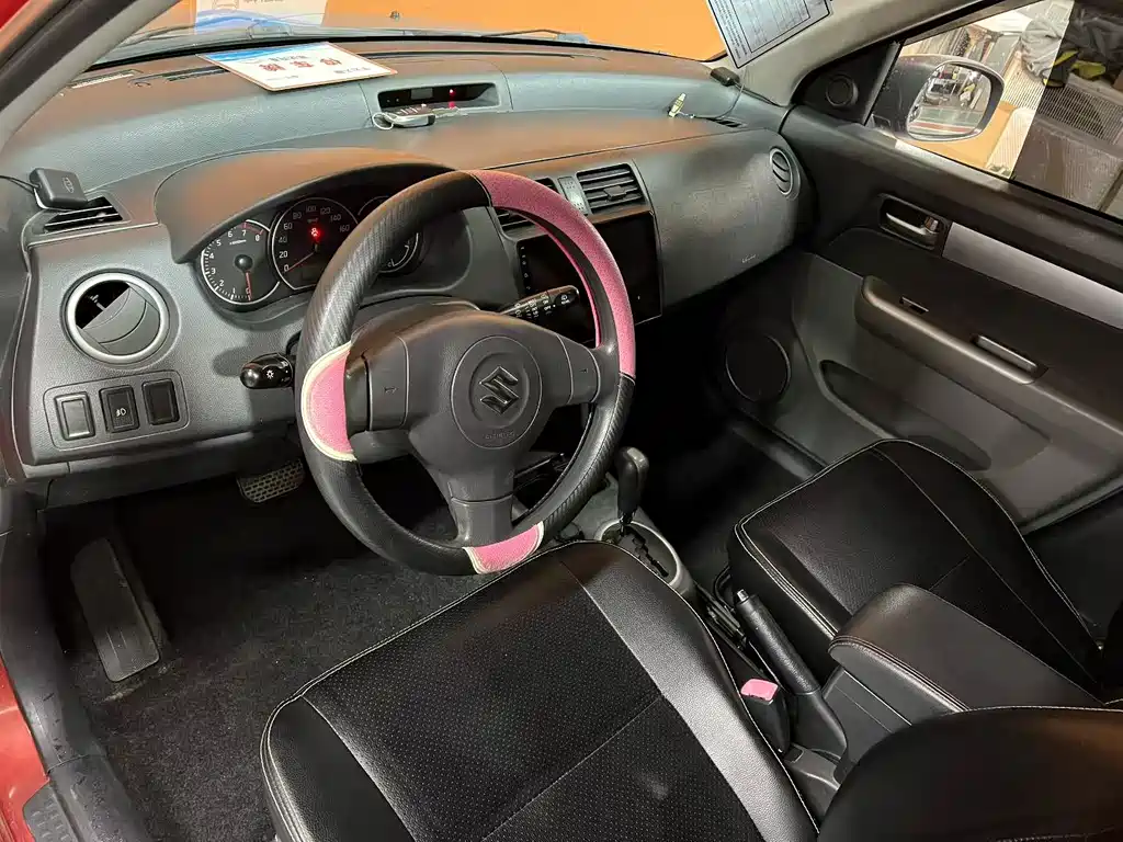 Suzuki Swift 2013 1.5L Automatic Standard Edition 2014 - thumbnail 6