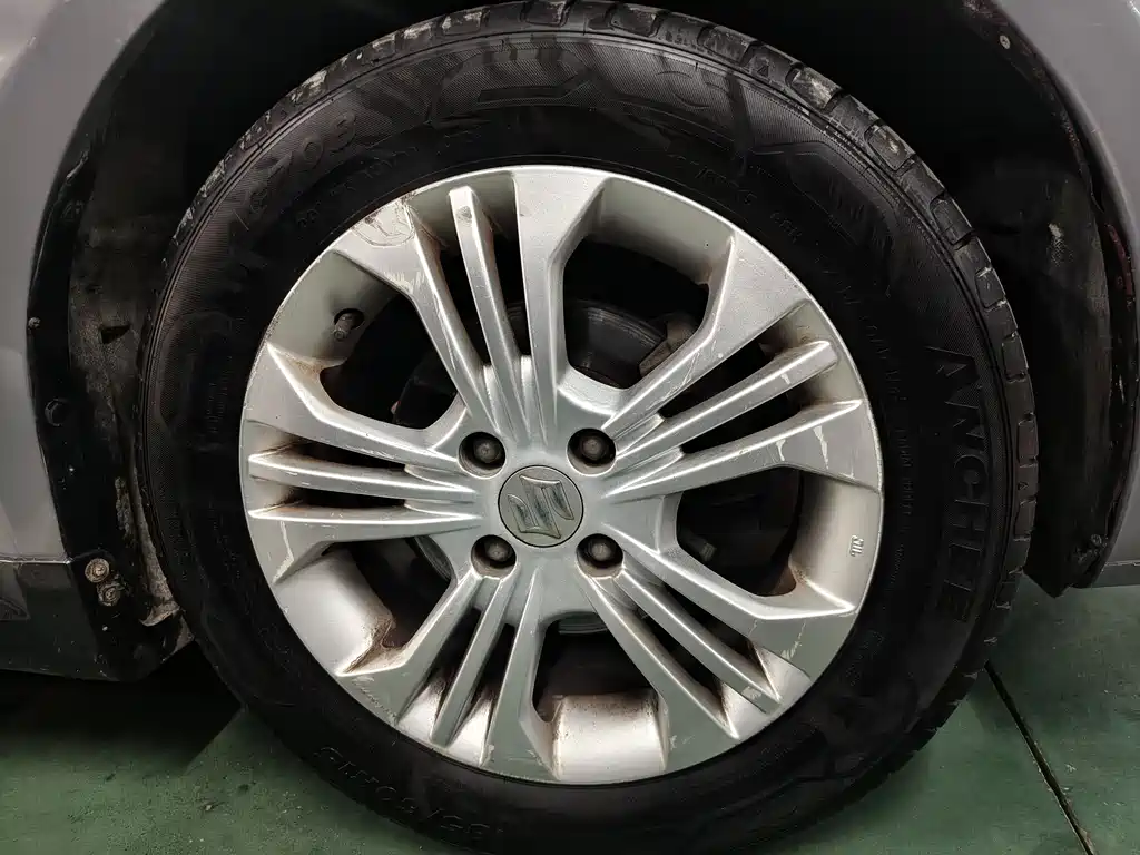 Suzuki Swift 2013 1.5L Automatic Standard Edition 2014 - thumbnail 10