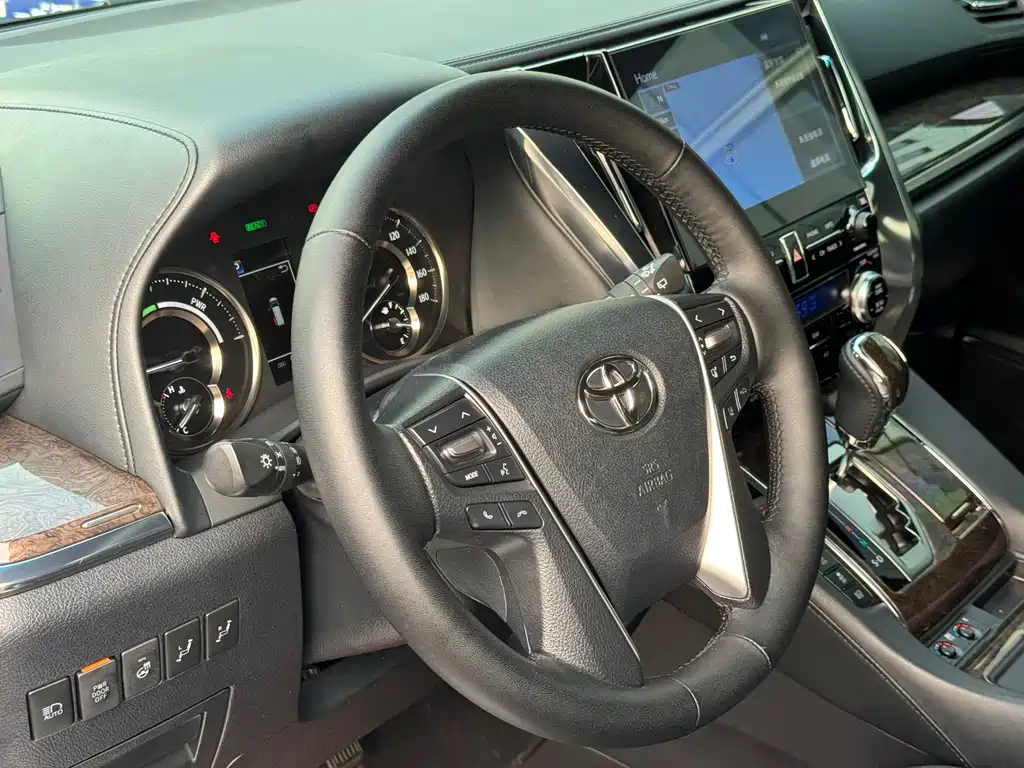Toyota Alphard 2021 Model Hybrid 2.5L Executive Version 2023 - thumbnail 11