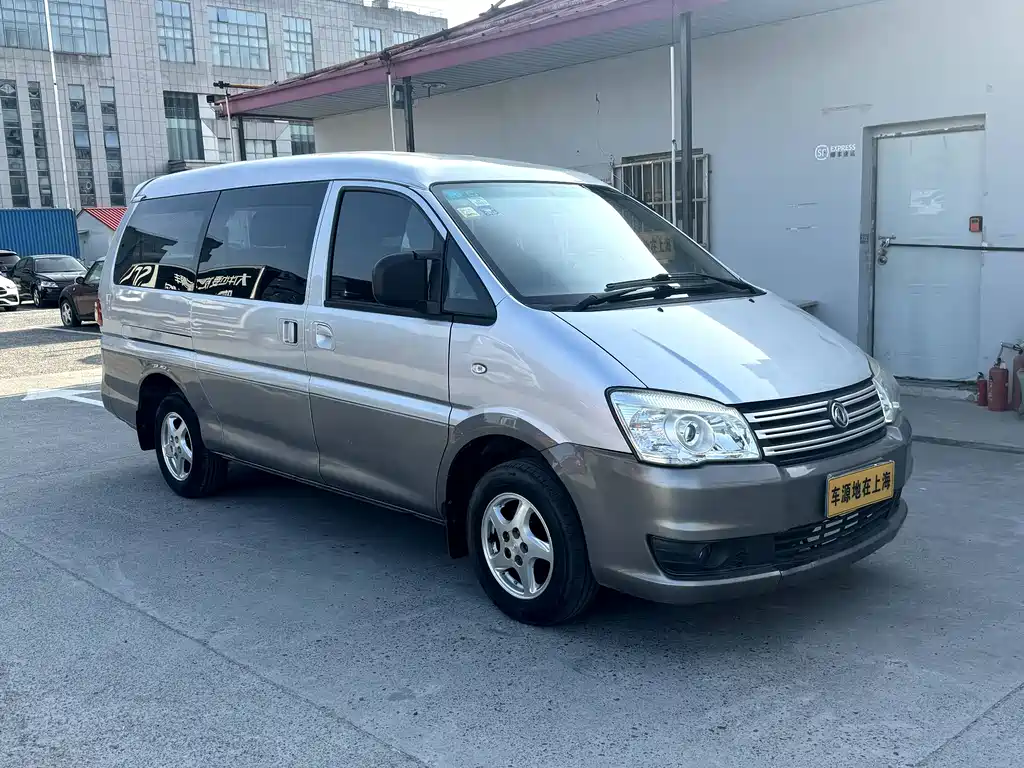 Dongfeng Fengxing Lingzhi 2018 M3L 1.6L 7-seat Comfort Edition 2019 - thumbnail 3