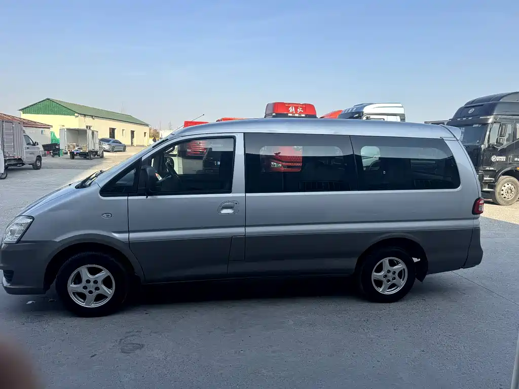 Dongfeng Fengxing Lingzhi 2018 M3L 1.6L 7-seat Comfort Edition 2019 - thumbnail 7