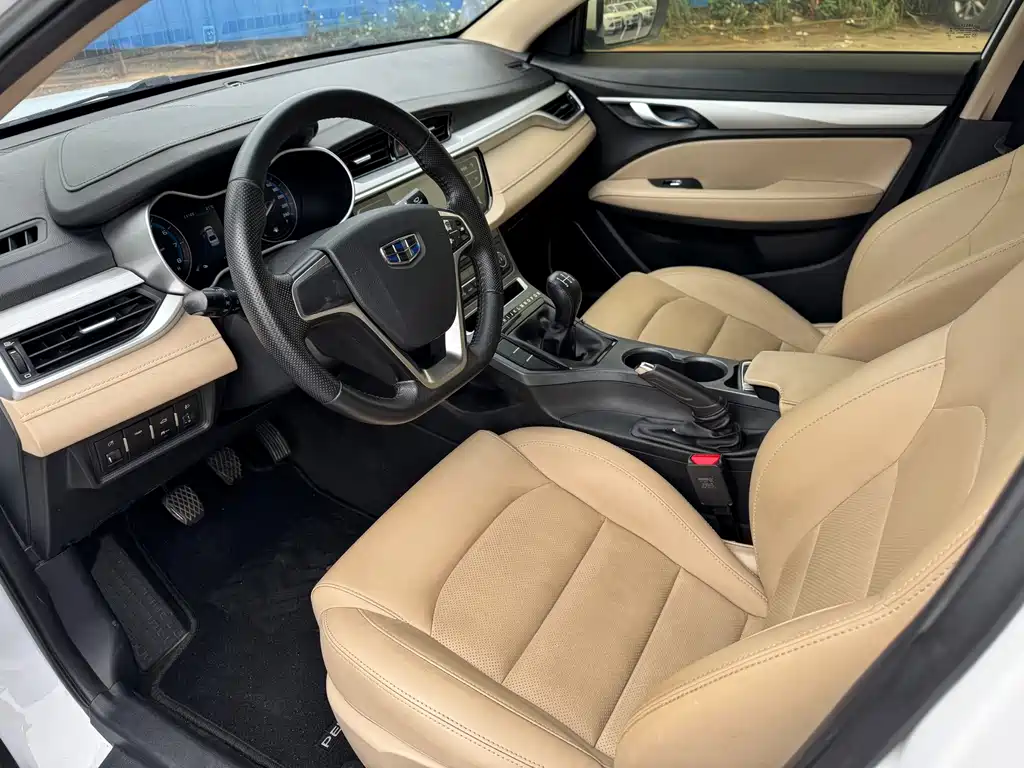 Geely Auto Geely Emgrand 2018 1.5L Manual Luxury Edition 2019 - thumbnail 7