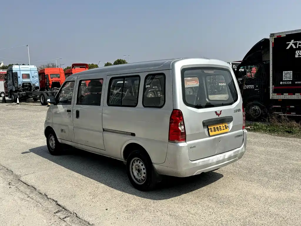 Wuling Motors Wuling Rongguang 2019 1.5L Extended Basic Model 2020 - thumbnail 6