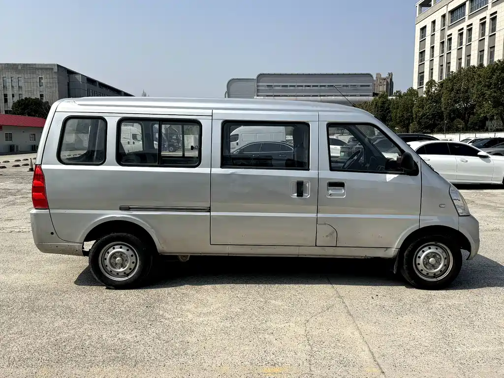 Wuling Motors Wuling Rongguang 2019 1.5L Extended Basic Model 2020 - thumbnail 8