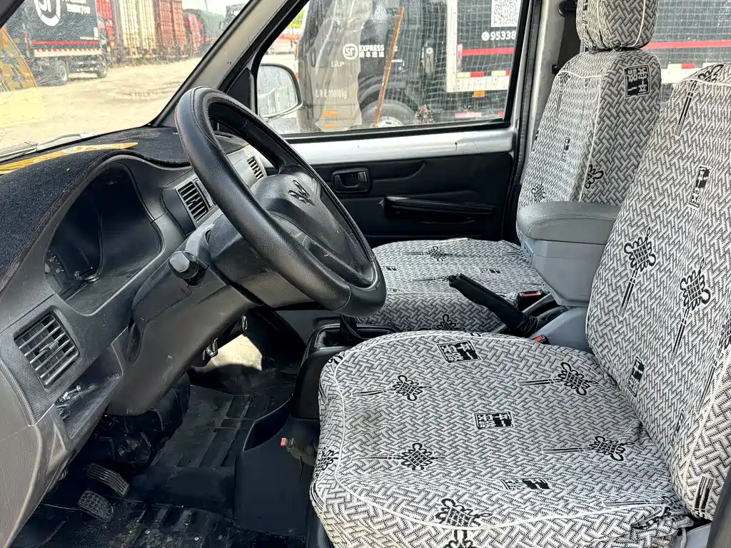 Wuling Motors Wuling Rongguang 2019 1.5L Extended Basic Model 2020 - thumbnail 10