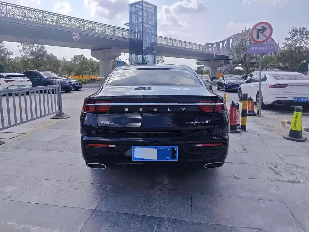 Geely Auto Geely Starray 2023 2.0TD Luxury 2022 - thumbnail 3
