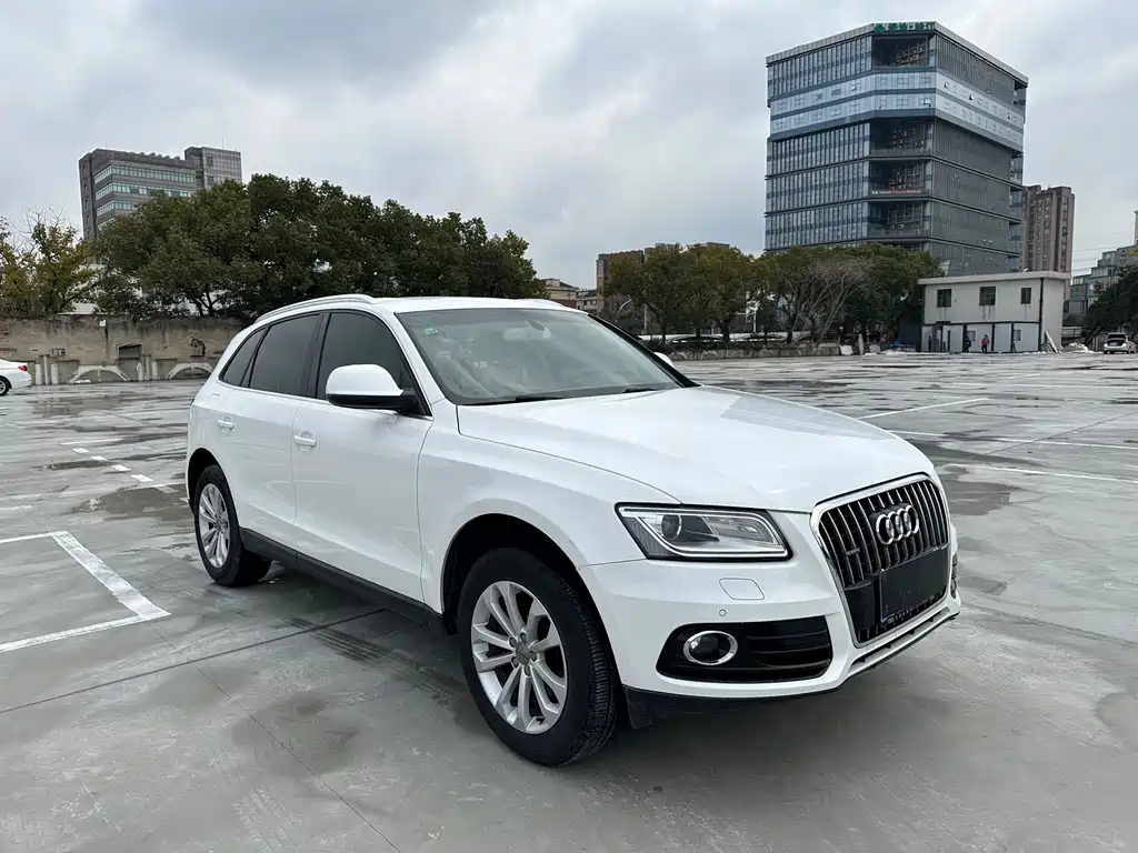 Audi Audi Q5 2015 40 TFSI Technology Edition 2015 - thumbnail 2