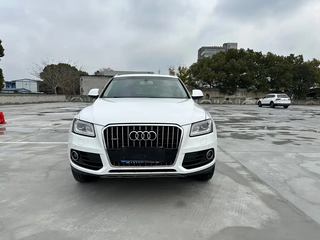 Audi Audi Q5 2015 40 TFSI Technology Edition 2015 - thumbnail 4