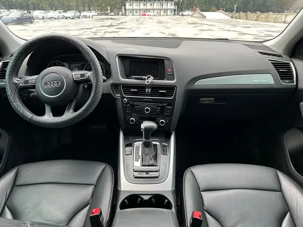 Audi Audi Q5 2015 40 TFSI Technology Edition 2015 - thumbnail 11