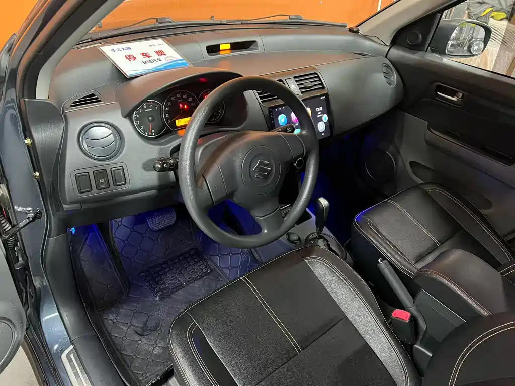 Suzuki Swift 2016 1.5L Automatic Fashion Cool Play Edition 2018 - thumbnail 7