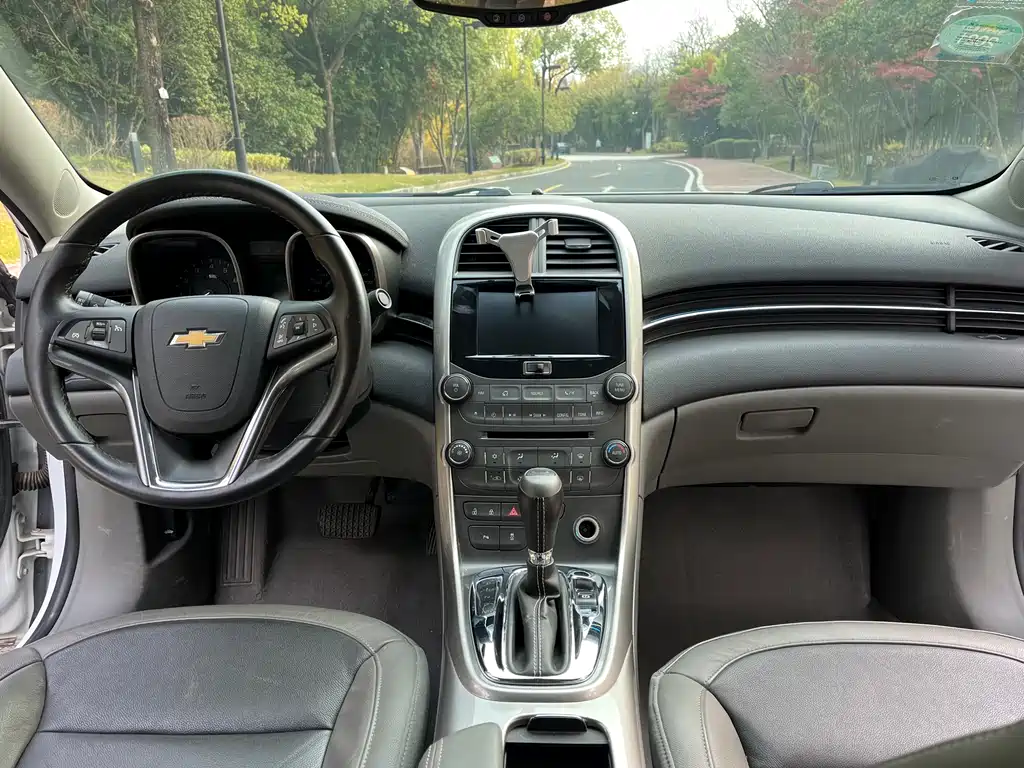 Chevrolet Malibu 2014 2.0L Automatic Luxury Edition 2014 - thumbnail 12