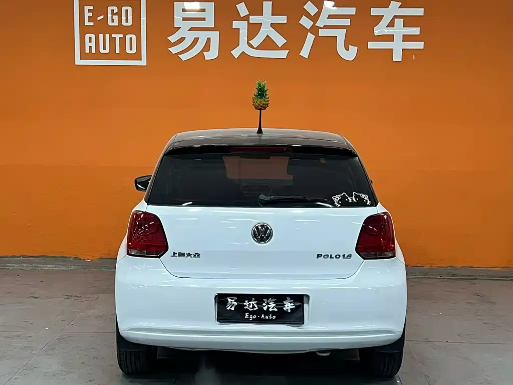 Volkswagen Volkswagen Polo 2013 1.6L Automatic Comfort Edition 2014 - thumbnail 5