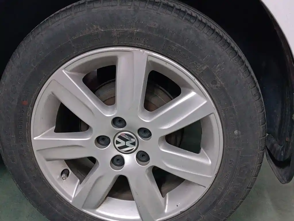 Volkswagen Volkswagen Polo 2013 1.6L Automatic Comfort Edition 2014 - thumbnail 12