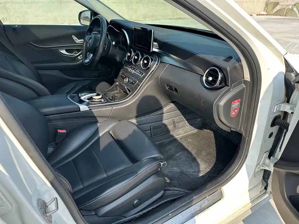 Mercedes-Benz Mercedes-Benz C-Class 2016 C 180 L Sport 2016 - thumbnail 21