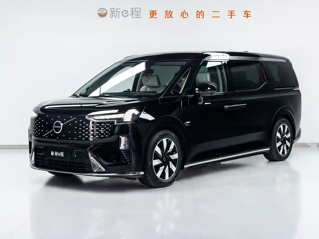 Volvo Volvo EM90 2025 Ultra Six-Seat 2024