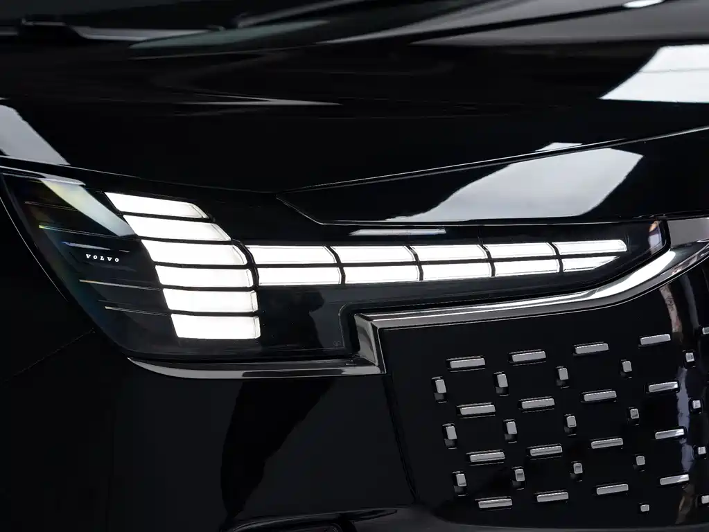 Volvo Volvo EM90 2025 Ultra Six-Seat 2024 - thumbnail 9