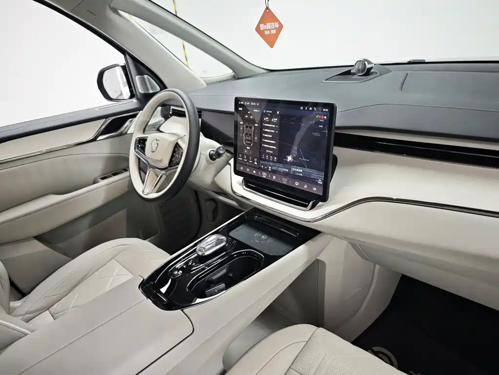Volvo Volvo EM90 2025 Ultra Six-Seat 2024 - thumbnail 10